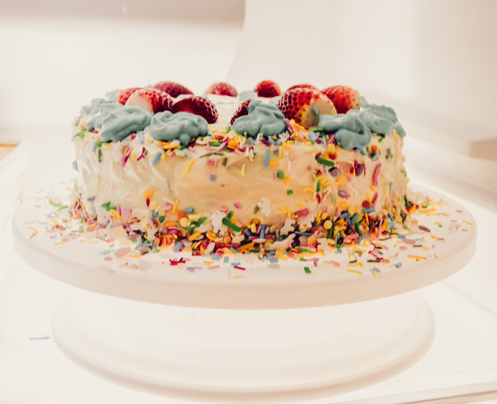 10 years old first DIY birthday cake by mumuzi