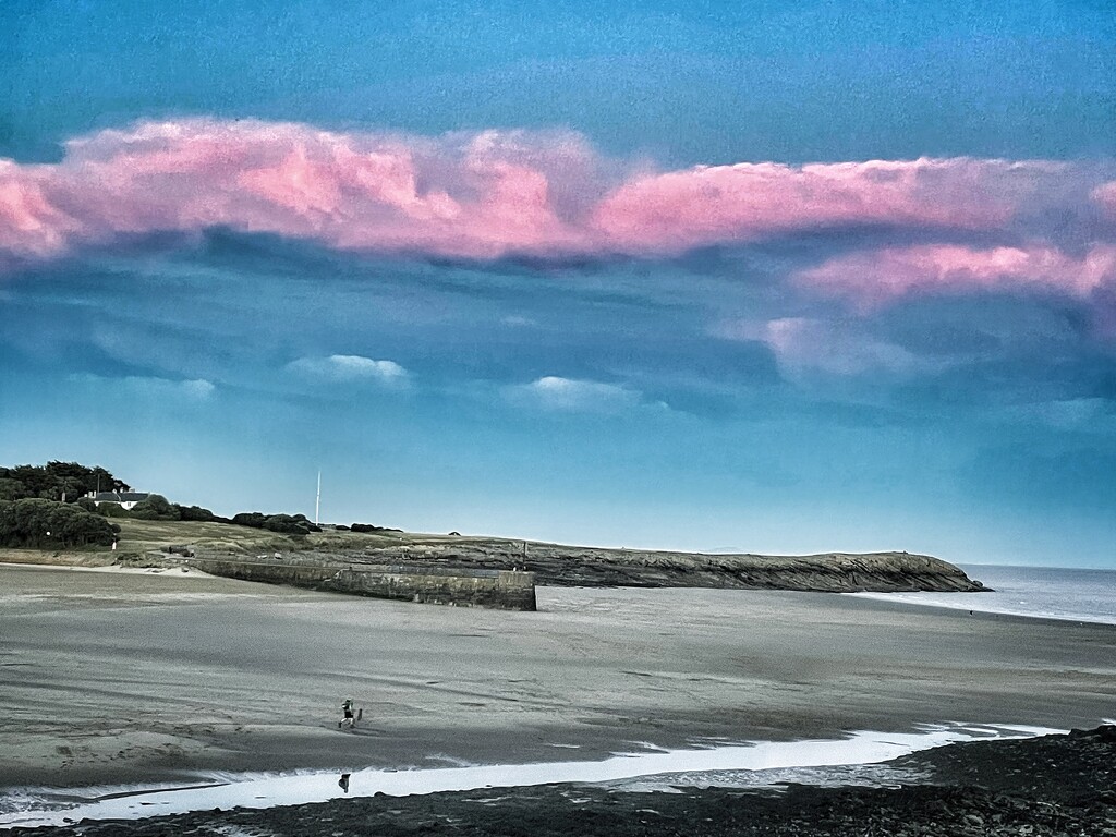 Pink clouds  by denful