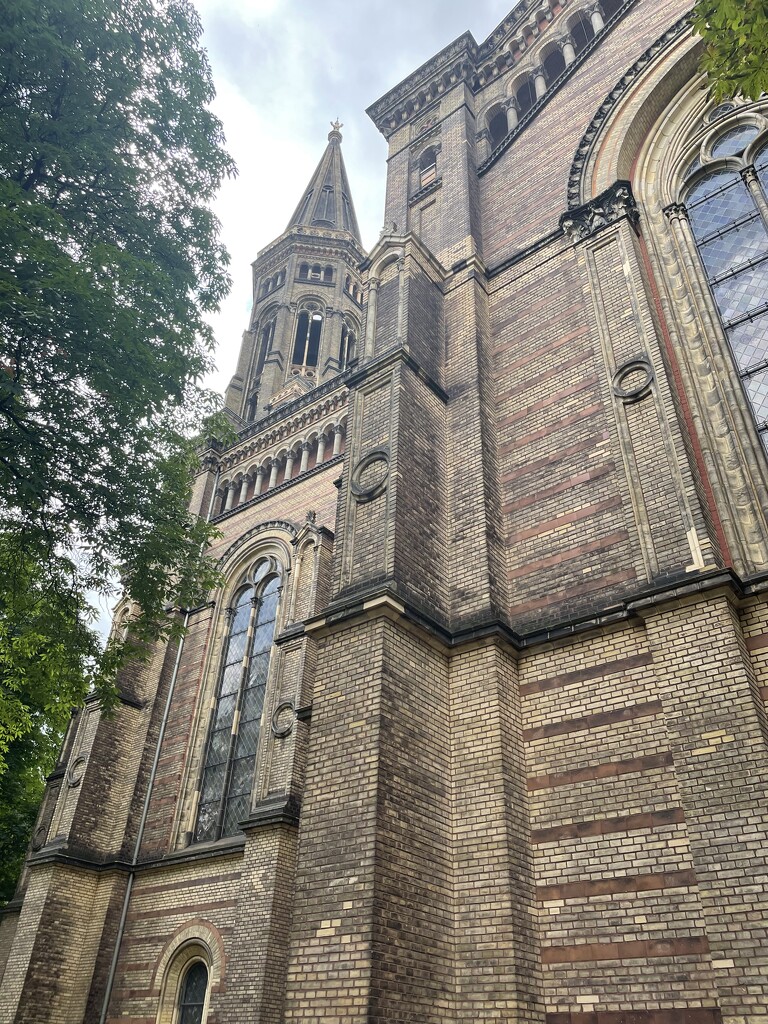 Dietrich Bonhoffer‘s Church by kareenking