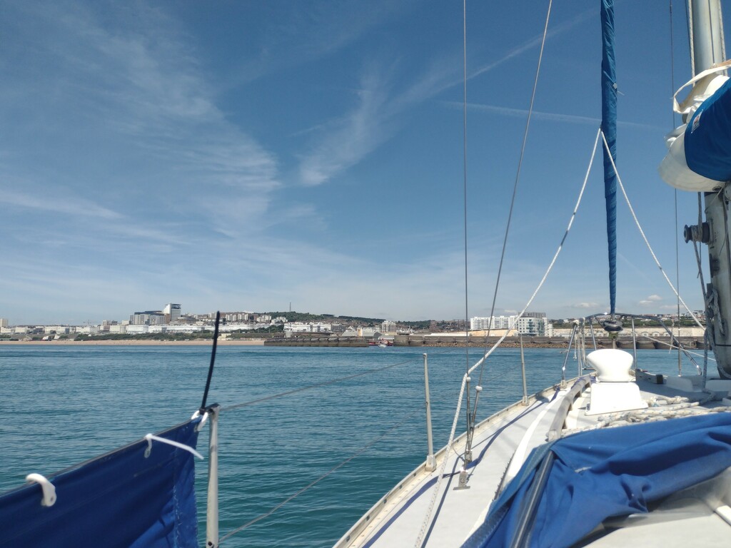 Sailing from Southwick to Brighton Marina by moirab