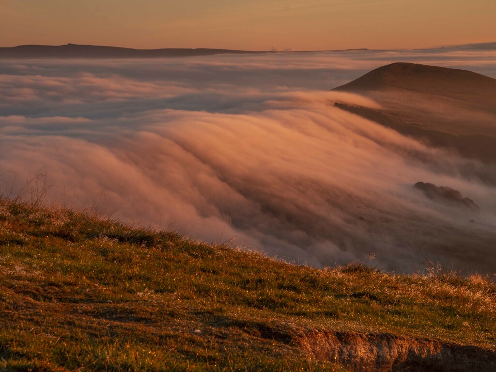 Mam Tor Peak District by shepherdmanswife