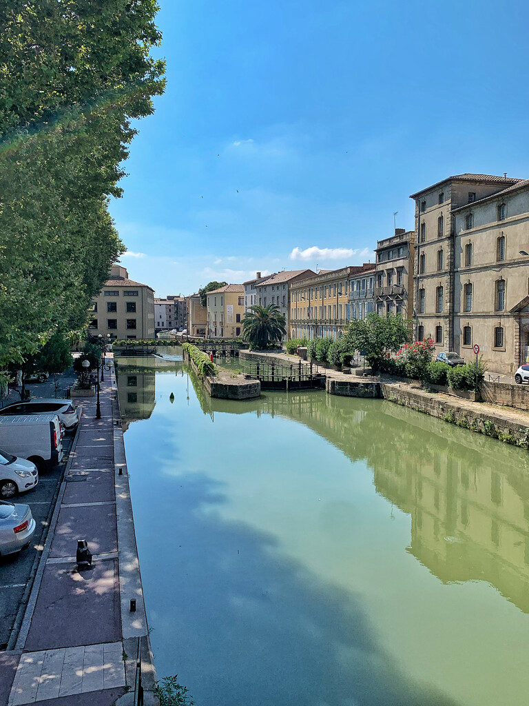 Canal de la Robine.  by cocobella