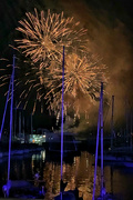 23rd Jul 2022 - Golden fireworks.