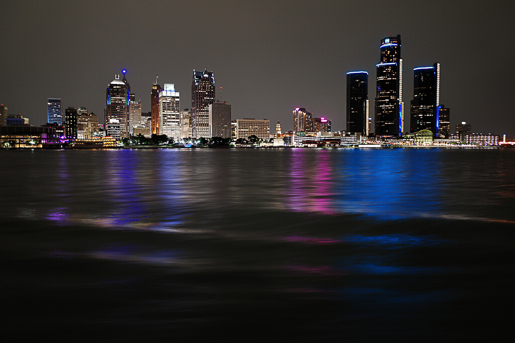 Detroit from the water  by vera365
