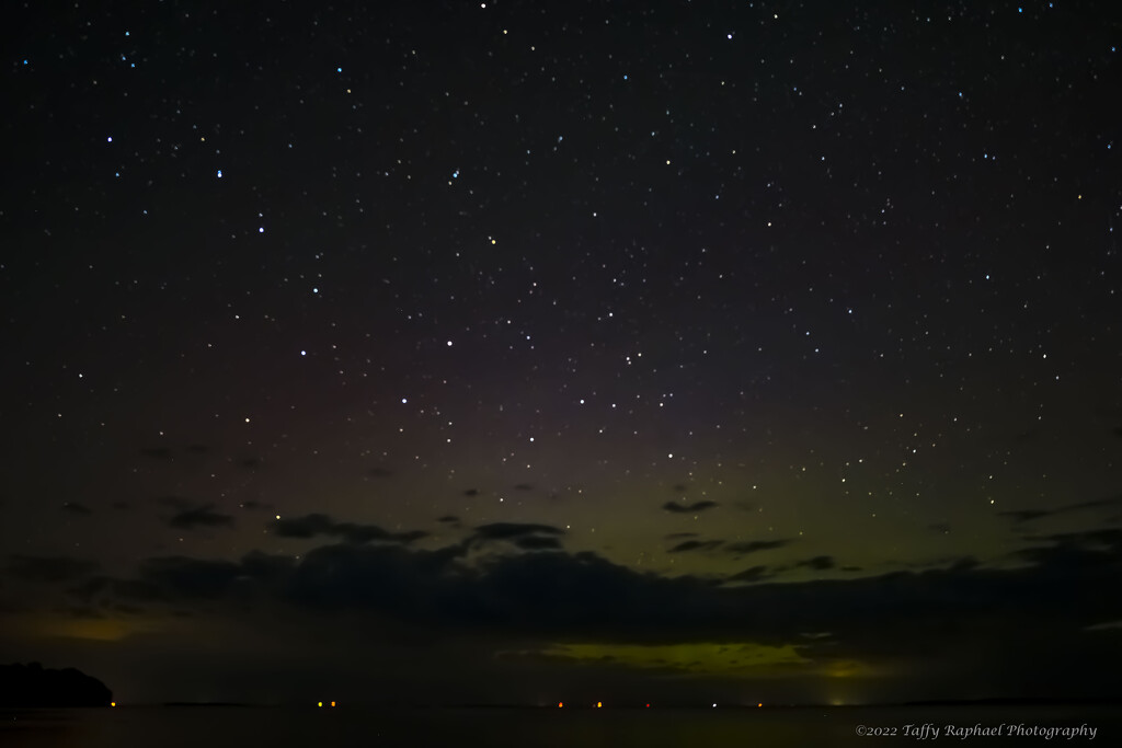 Big Dipper Shows Off after Northern Lights by taffy