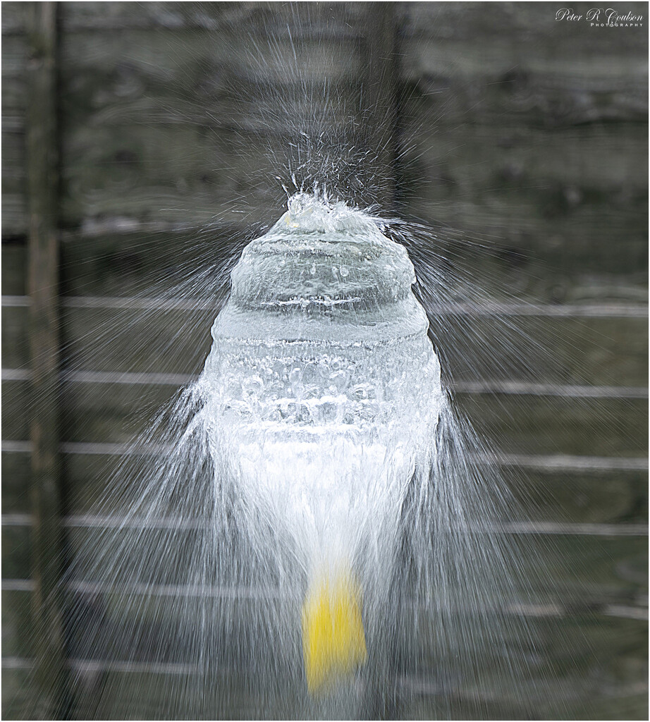 Exploding Water Balloon by pcoulson