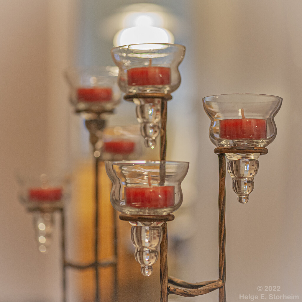 Red tealights... by helstor365