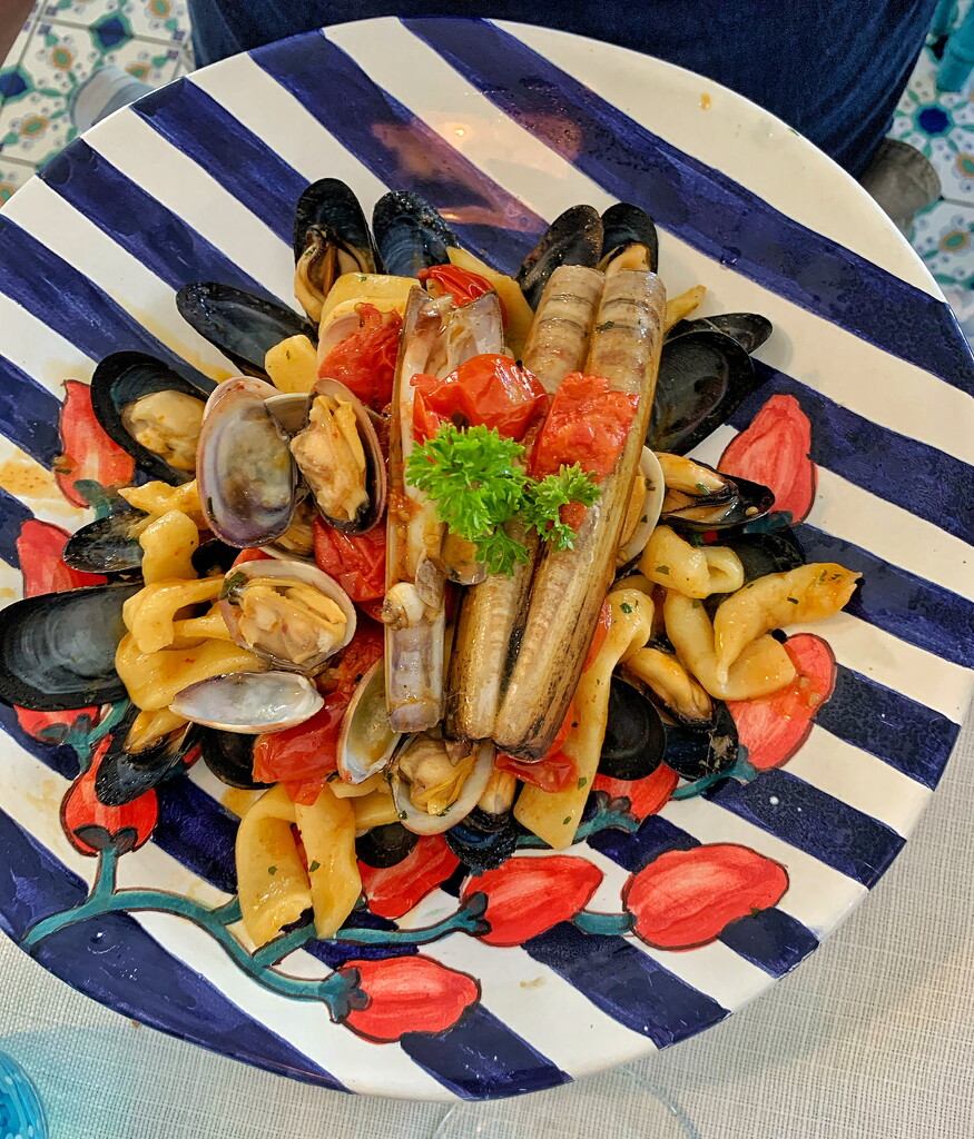 Sea foods pasta.  by cocobella