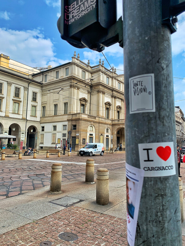 Heart in front of Scala.  by cocobella
