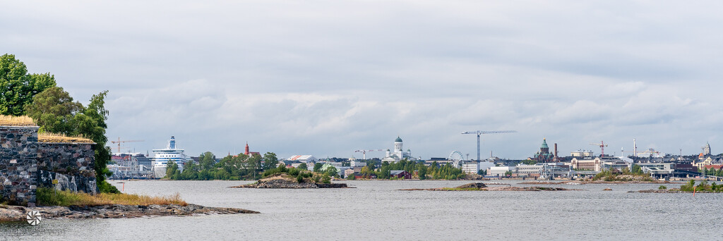 Helsinki view from sea by djepie