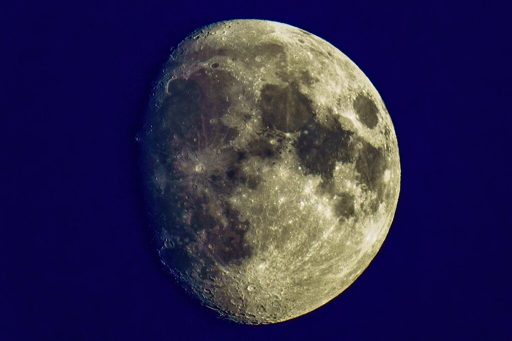  Moon 08 08 2022 by padlock