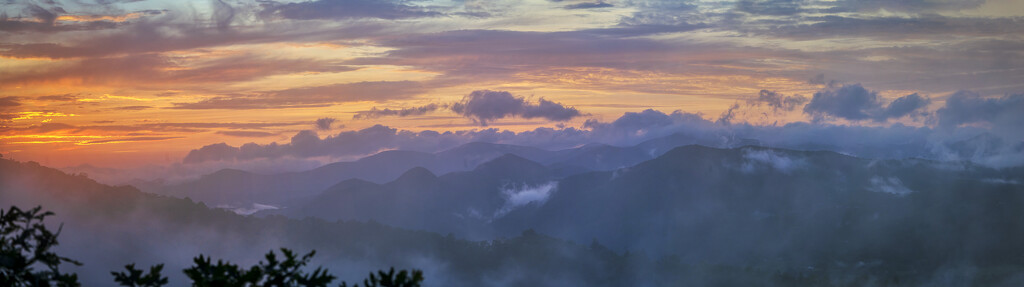 Cloudscape Sunset by kvphoto