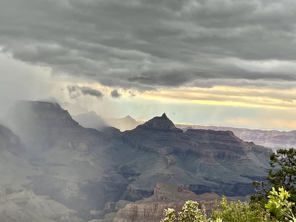 Grand Canyon by graceratliff