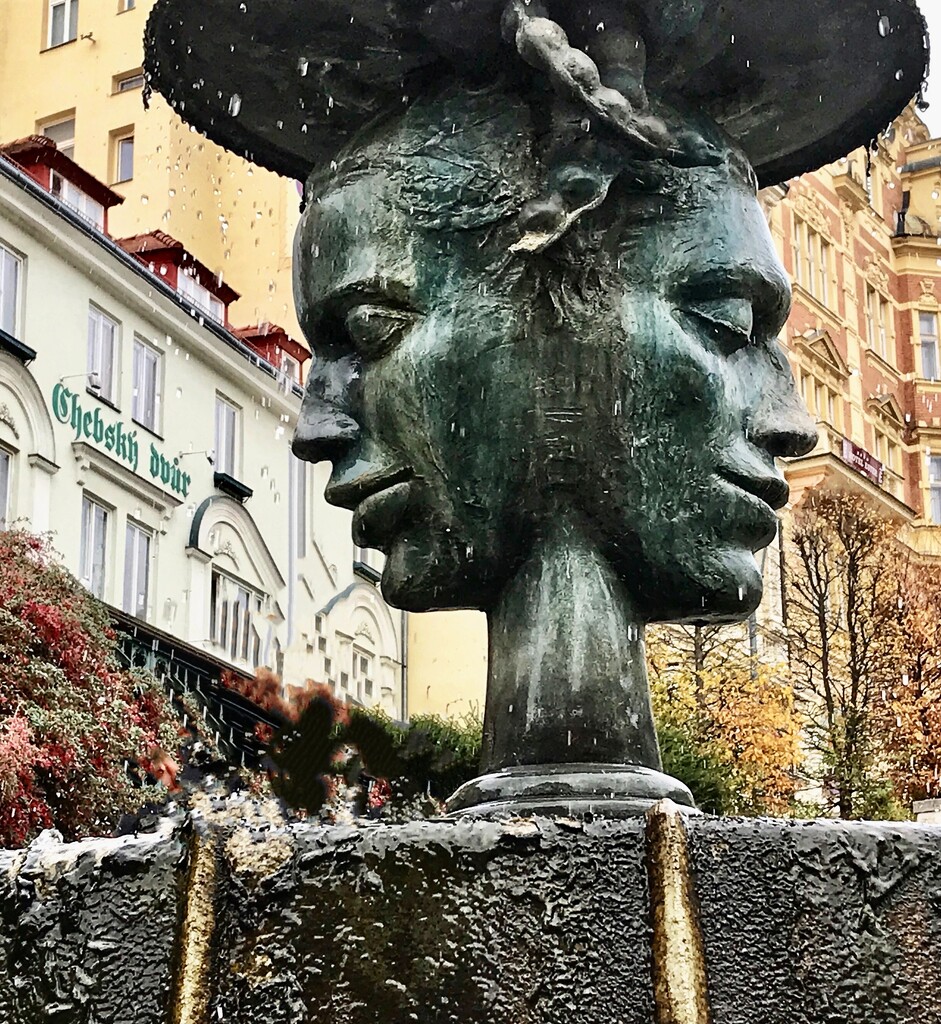 Karlovy Vary by rensala