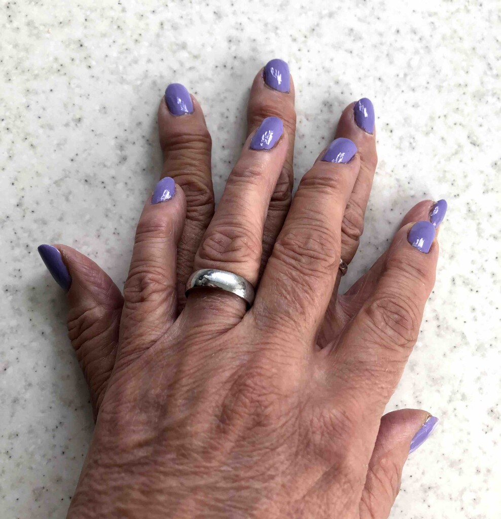 Purple Nails by arkensiel