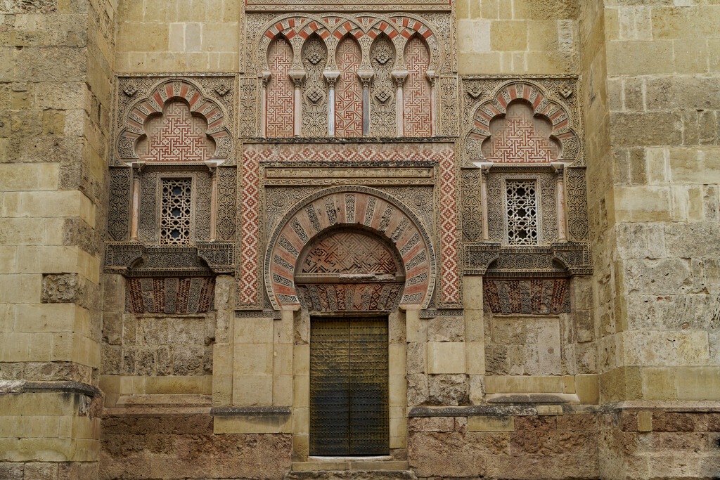 0830 - A doorway to Córdoba Cathedral by bob65