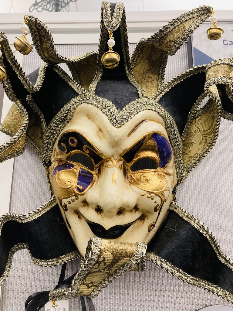 243-365 mask by slaabs