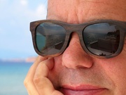 7th Sep 2022 - The glimmering sea caught in Ali's sunglasses