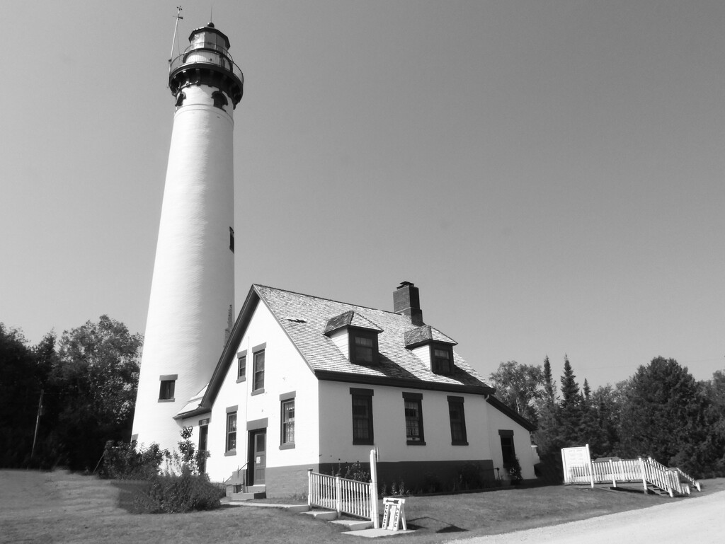 New Presque Isle lighthouse by amyk