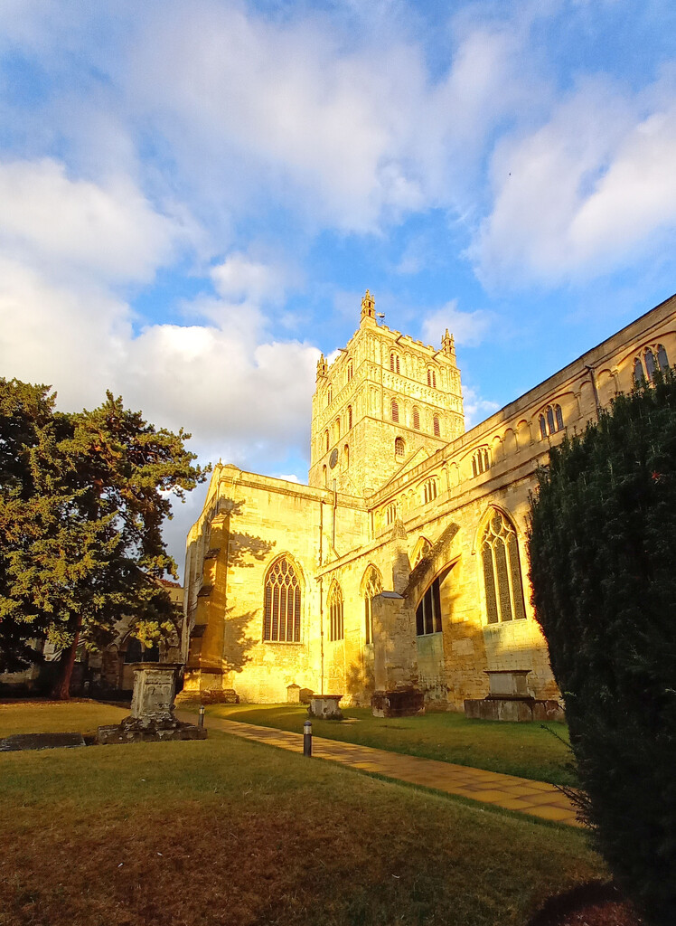 Tewkesbury Abbey in the evening sunlight by marianj