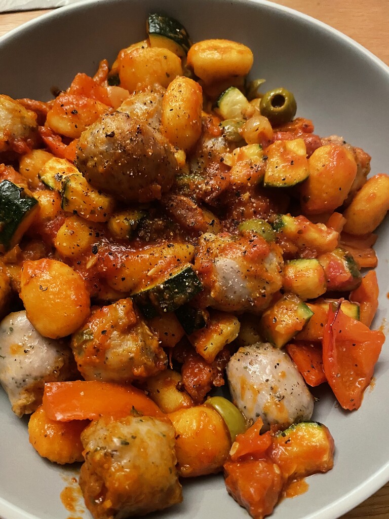 Italian Summery Sausage Stew by wincho84