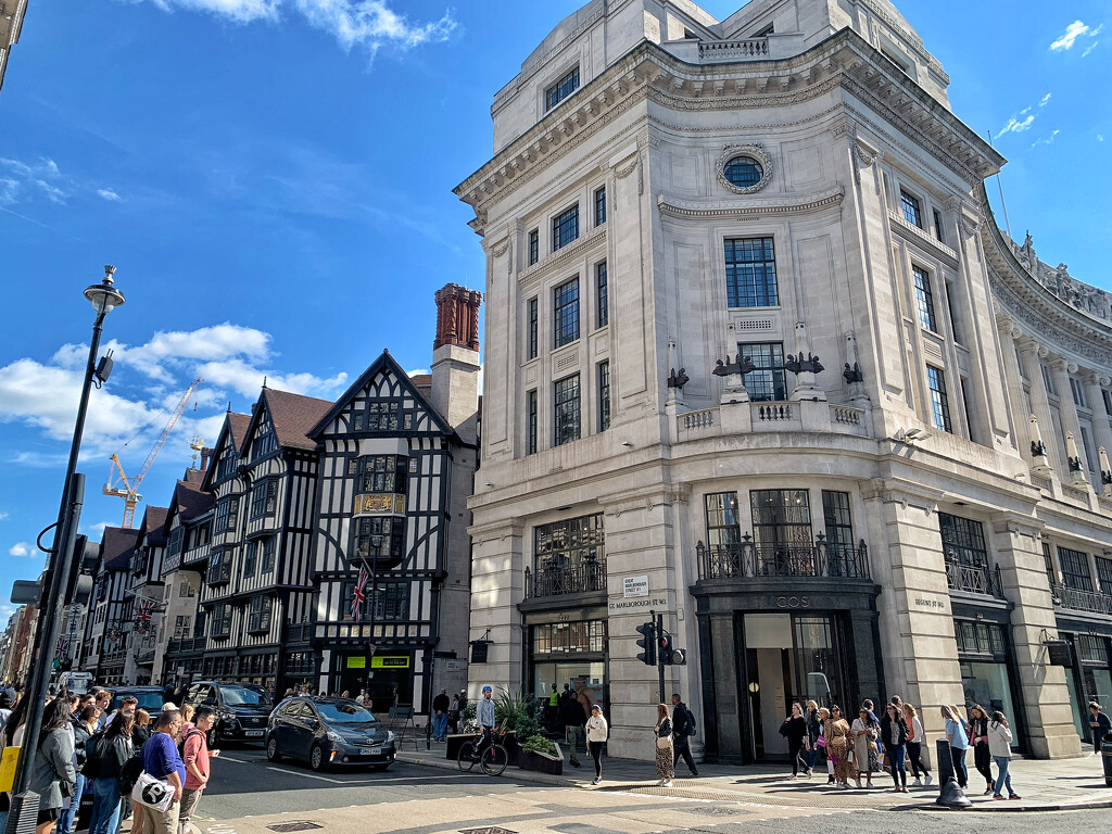 Street of London.  by cocobella