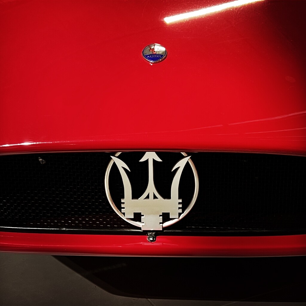 If I was a Maserati, A red 300s, I'd ride around to your house, baby, Give you a driving test.... by mastermek