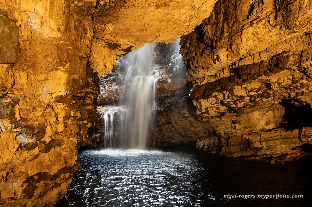 Smoo Cave by nigelrogers