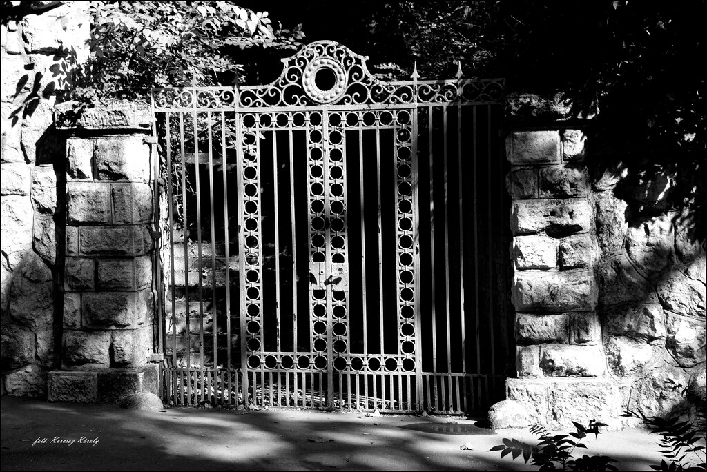 I had to photograph this gate too! by kork