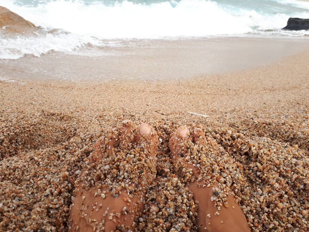 Zand tussen mijn tenen by sporenmaken
