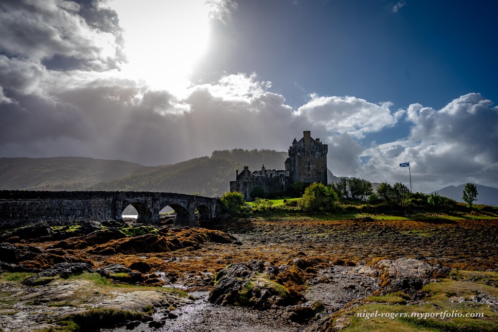 Eilean Donan Castle by nigelrogers