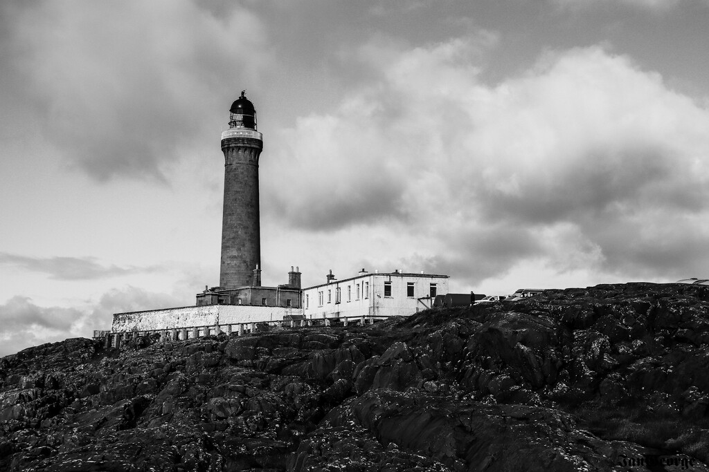 Ardnamurchan Lighthouse by nodrognai