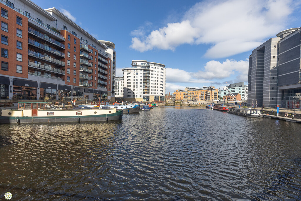 Leeds Dock by lumpiniman