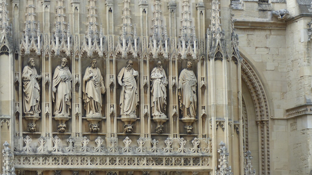 Sculptures Gloucester Cathedral  by foxes37