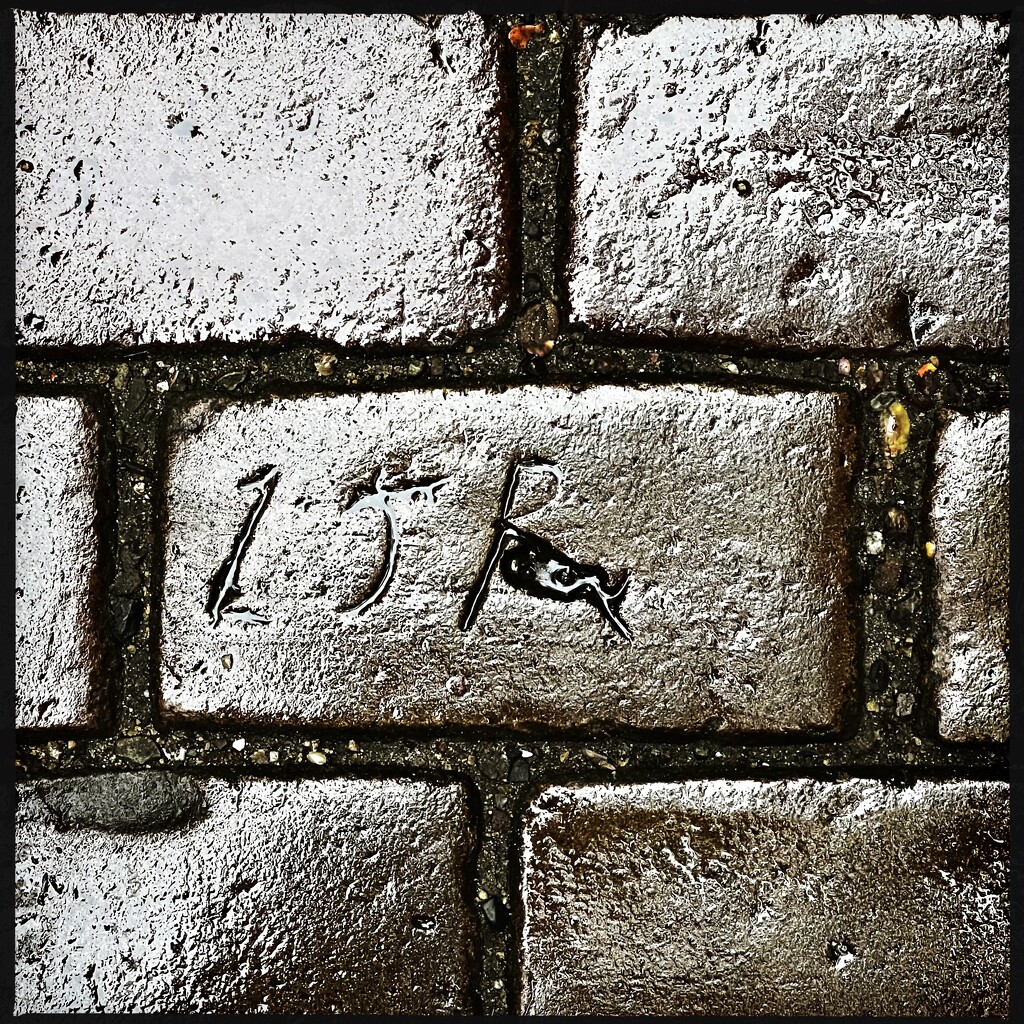 Brick 15R by mastermek