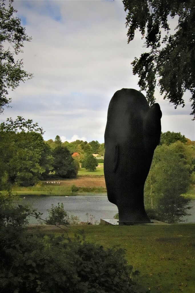 Wilsis by Jaume Plensa. Beautiful head of a woman overlooking the lake by 365jgh