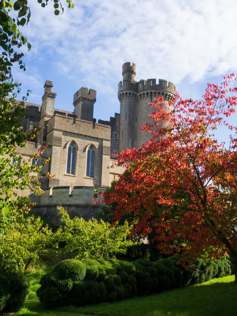 Autumn at the castle by josiegilbert