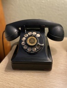 19th Sep 2022 - Vintage Telephone. Plus it really works