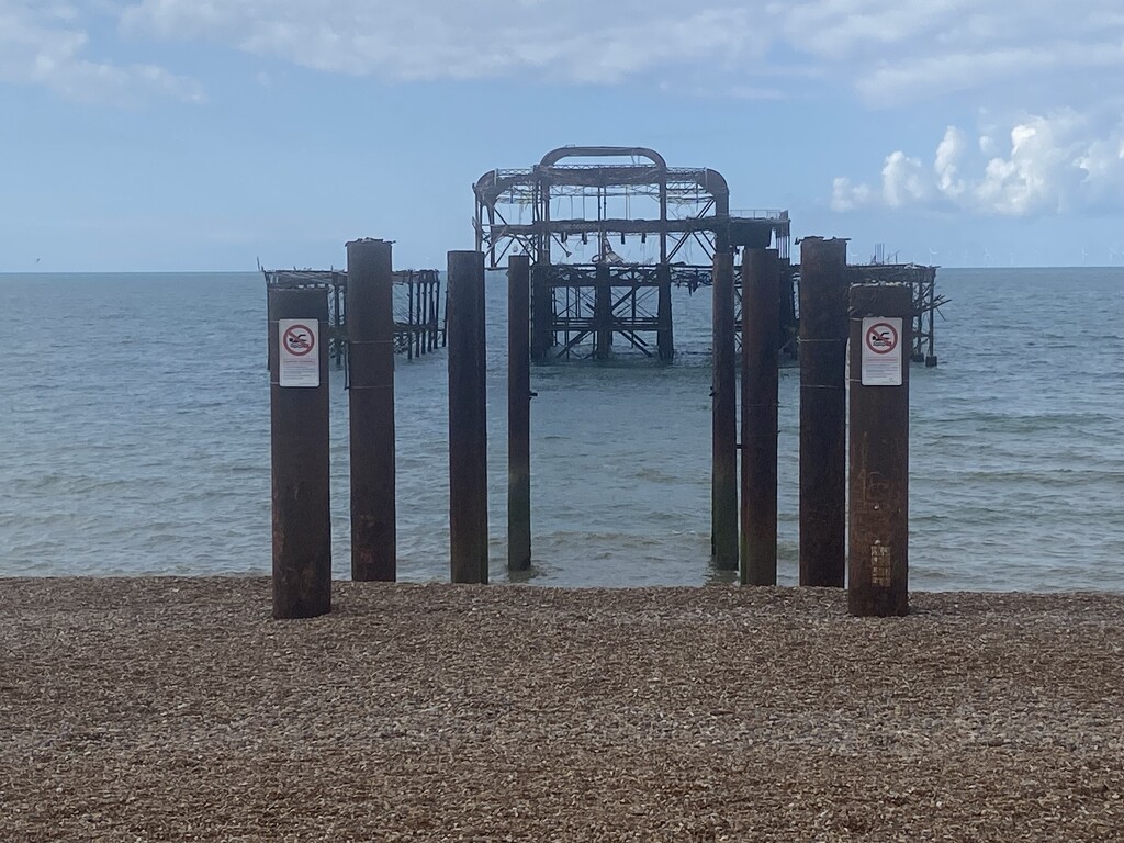 Brighton west pier by robboconnor