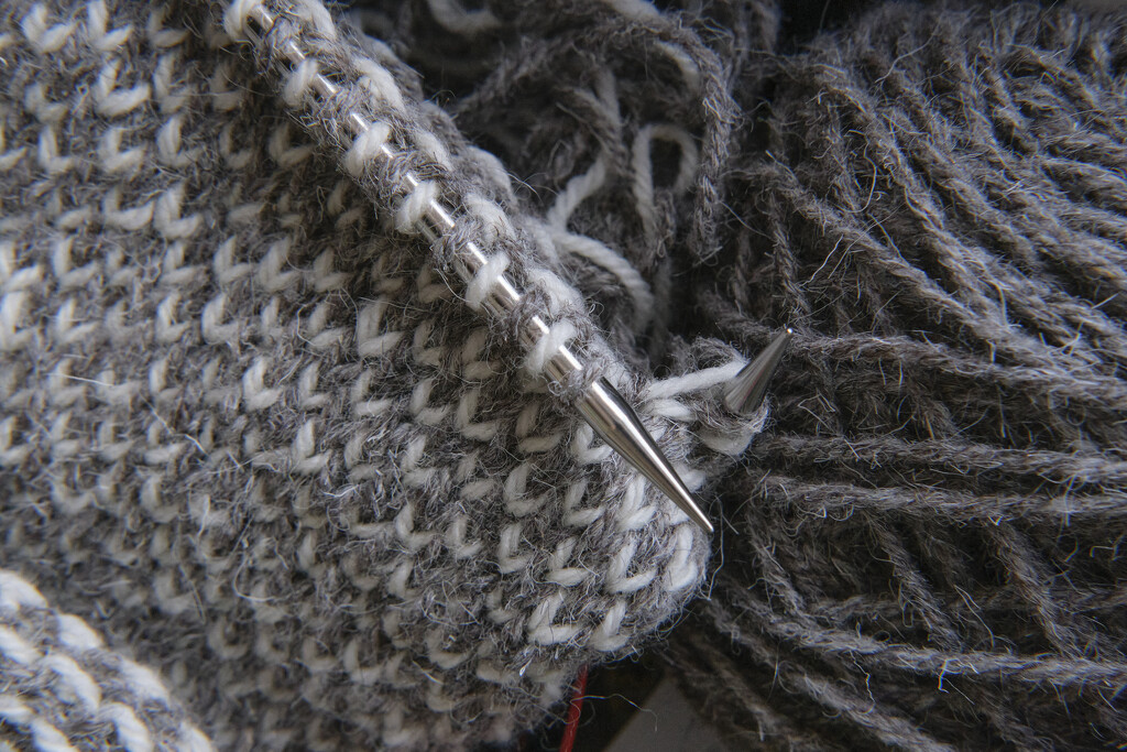 knitting by kametty