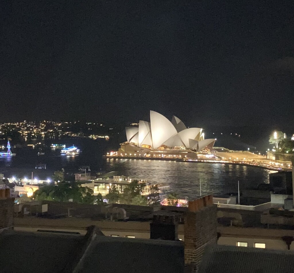 Sydney Opera House  by bugsy365