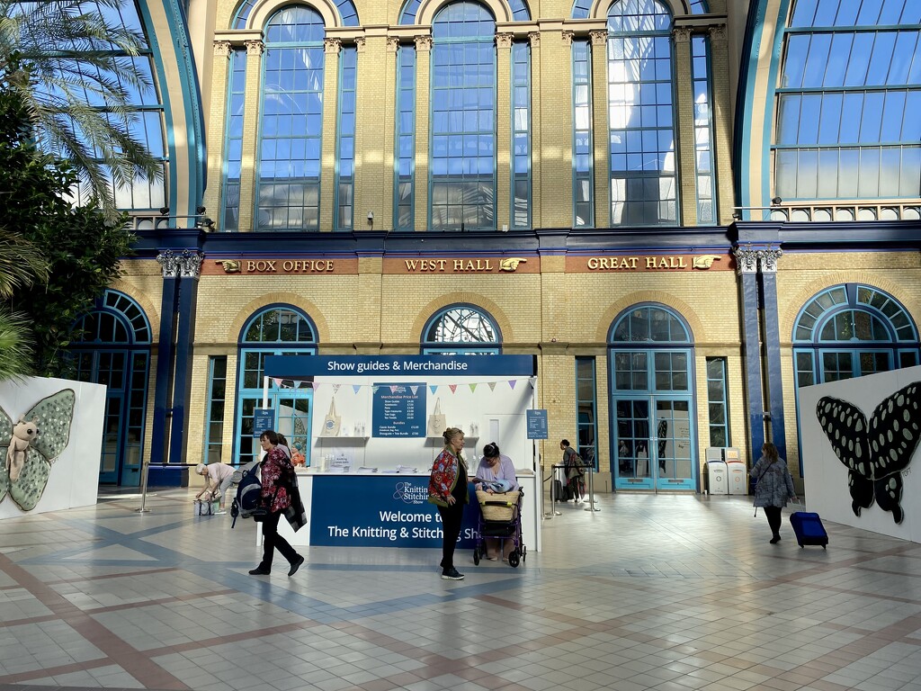 Ally Pally by gillian1912