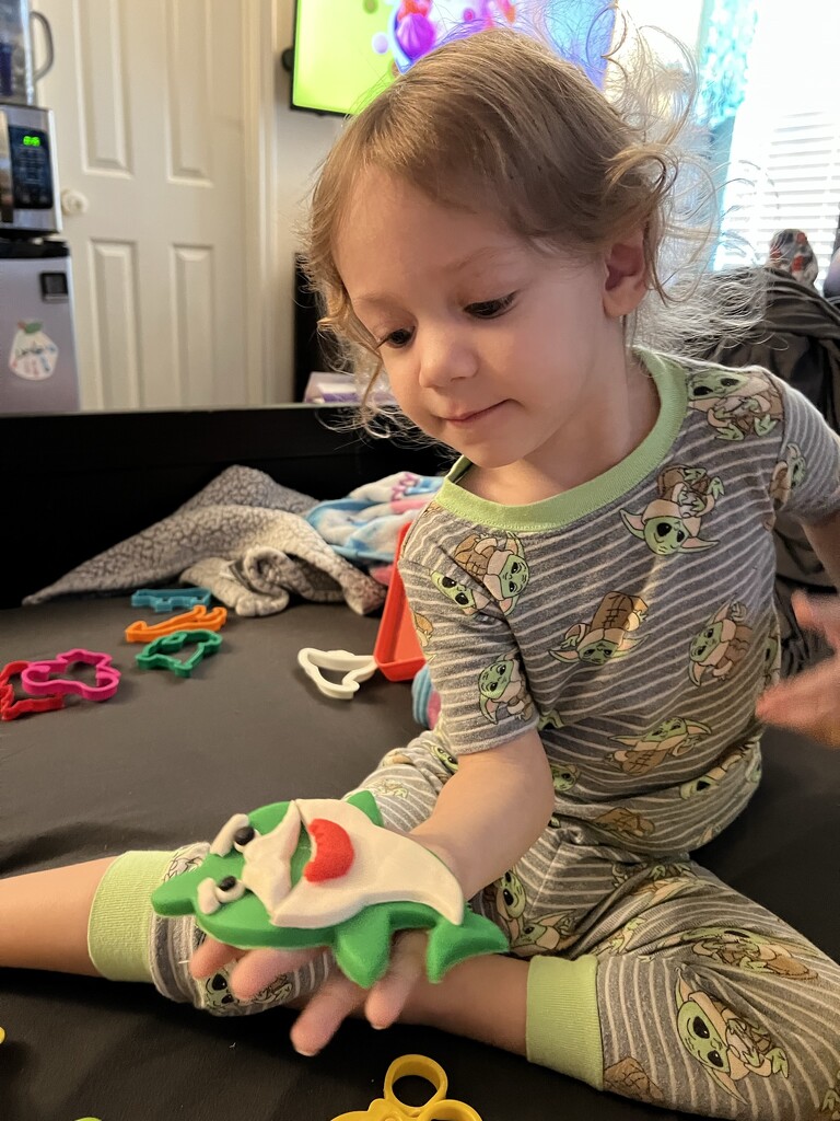 Play-Doh Grandpa Shark! by nicoleratley