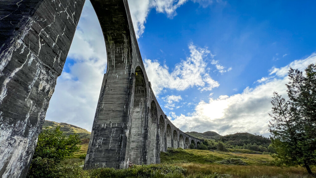 Glenfinnan Viaduct by kwind