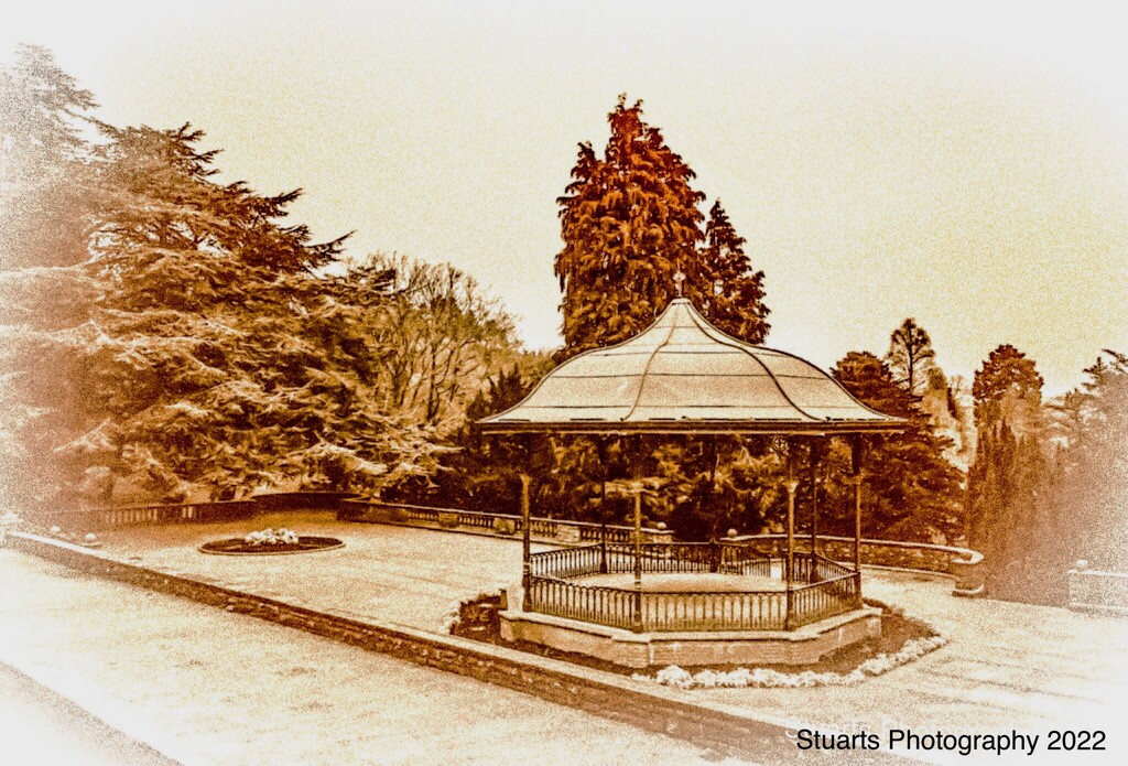 The bandstand  by stuart46