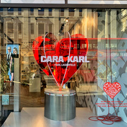 17th Oct 2022 - Cara ❤️ Karl in London. 