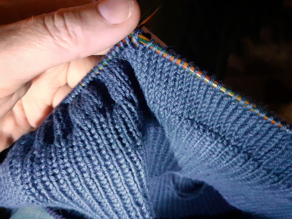 Knitting by keramin