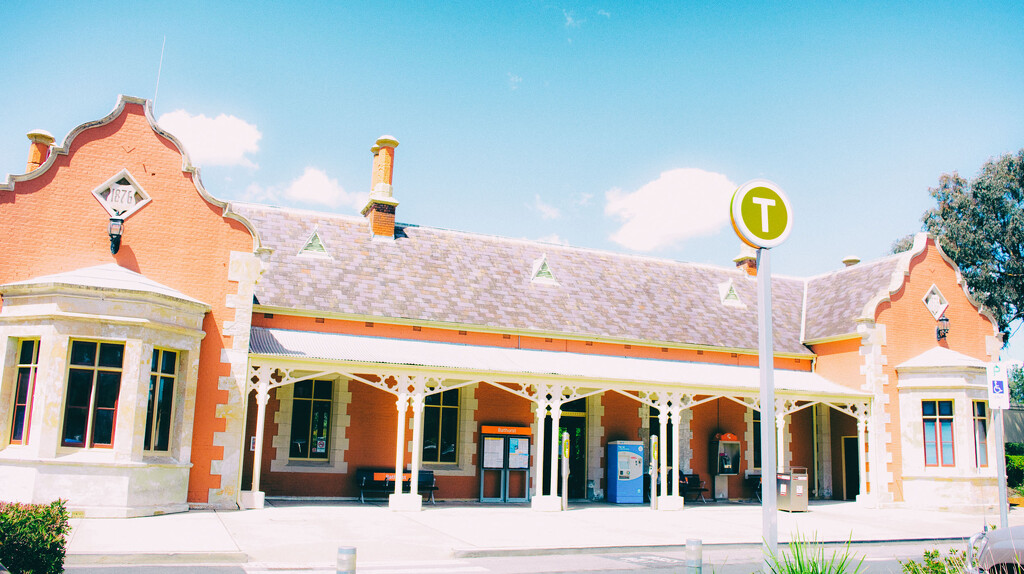 Bathurst Station by annied