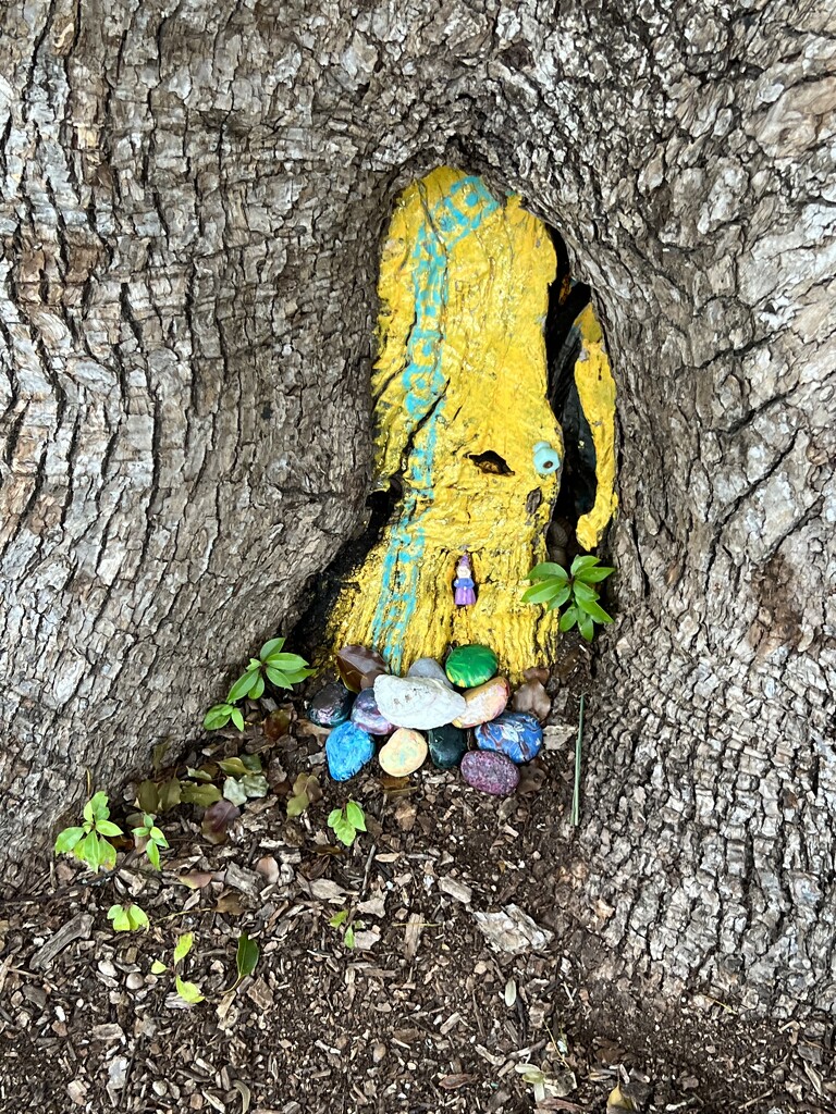 Entrance to fairy house by congaree