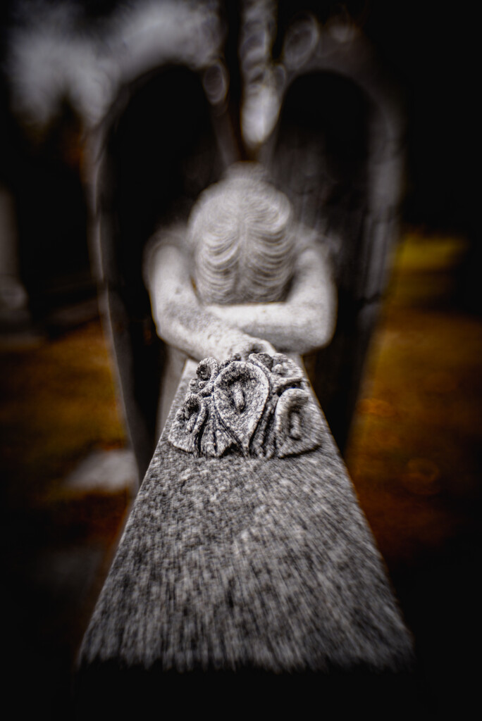 Angel monument 1 by jackies365